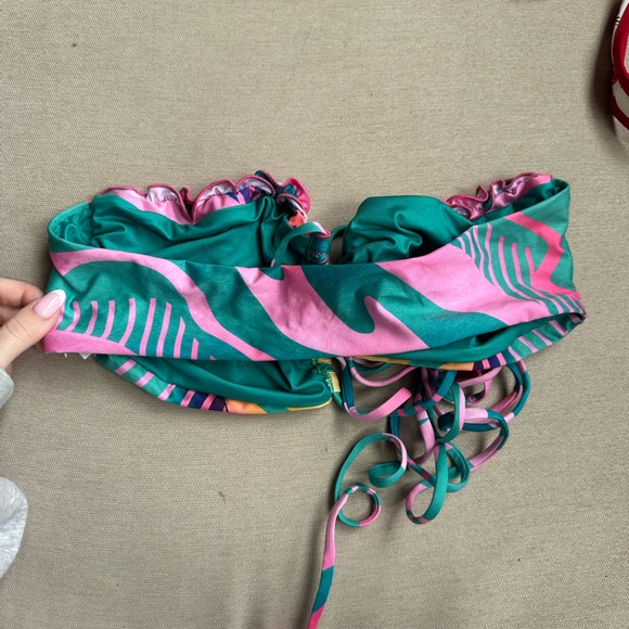 Agua Bendita VINI Belly Bikini Top - Picture 4 of 6